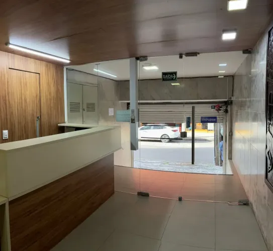 Salas Comerciais para aluguel e venda a partir de 40 m² no Bairro de Santo Antônio - Recif