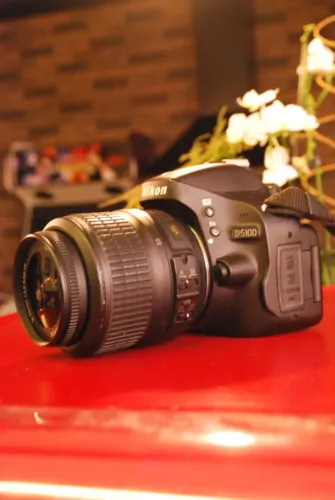 Camera Nikon D5100 - Raro estado de conservação