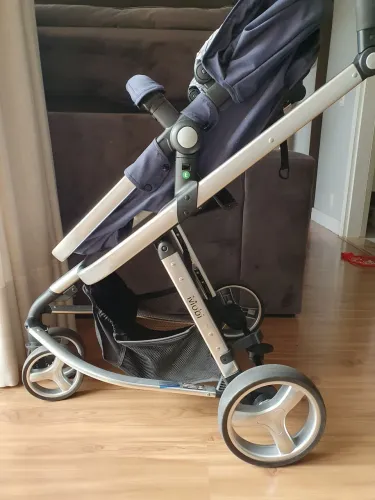 CARRINHO DE BEBE