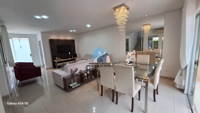 Casa no Condomínio Quinta das Laranjeiras - Flores