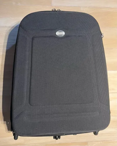 MALA LANSAY 23 kg M