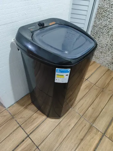 Tanquinho lava roupa