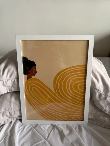 Quadro decorativo mulher formas geométricas