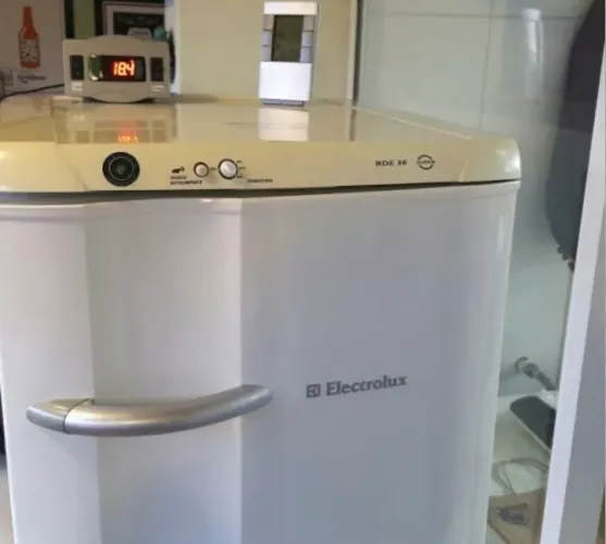 Geladeira Electrolux usada