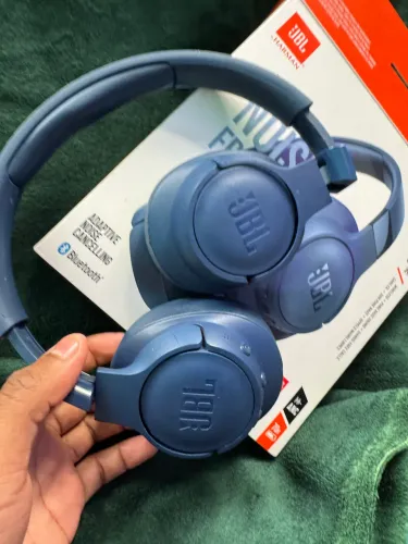 Fone De Ouvido Bluetooth Jbl Tune 770nc Noise Cancelling Cor JBLT770NC - Azul