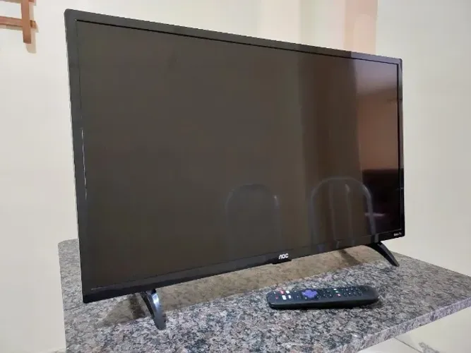 TV AOC 32 - Usada