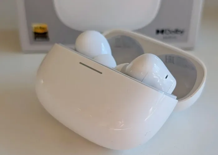 Fone de ouvido bluetooth - Redmi Buds 8 Pro - Branco - com caixa