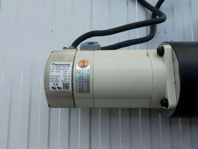 SERVO MOTOR PANASONIC PARA REBOBINADORA