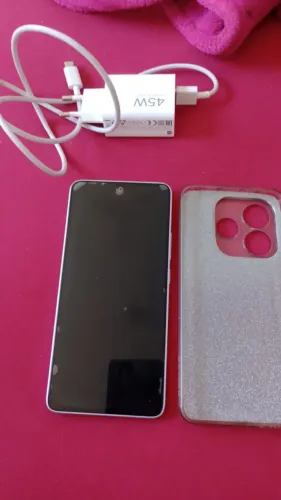 Redimi note 14 5g , pouco tempo de uso , capinha e carregador e película whats *