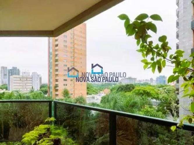 Venda. Moema Índios. Apartamento 239m² 3 suítes. 4 banheiros 3 vagas