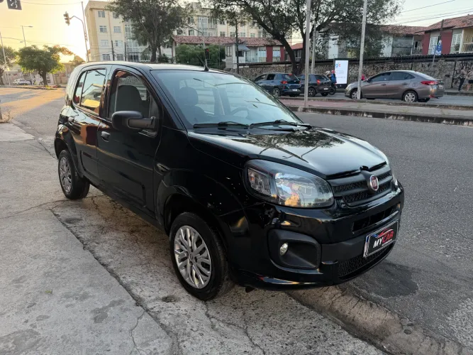 Fiat Uno Attractive 1.0 EVO Fire Flex 8V 5P 2021