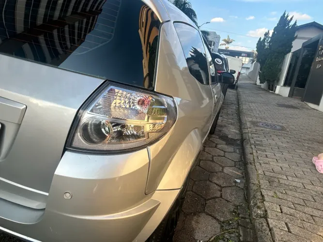 Ford KA 1.0 8v/1.0 8V ST Flex 3P 2011