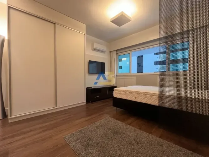 Studio à venda no Lifespace Curitiba com Vaga de Garagem, 30 m² por R$ 550.000 - Batel - C