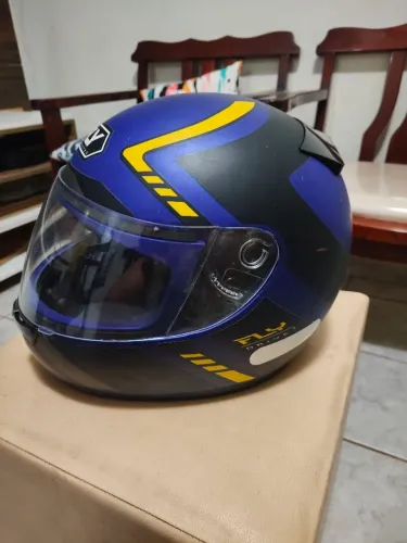 Excelente capacete fly elegance
