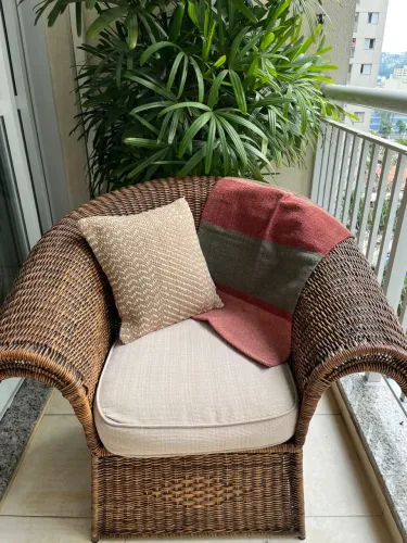 Poltrona de fibra natural em rattan / somente retirada