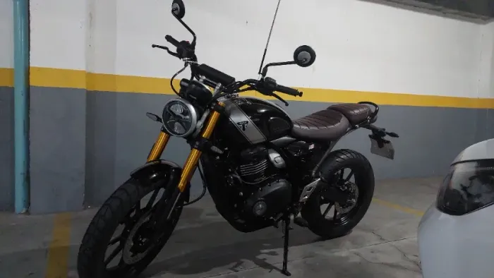 TRIUMPH SCRAMBLER 400X NOVA