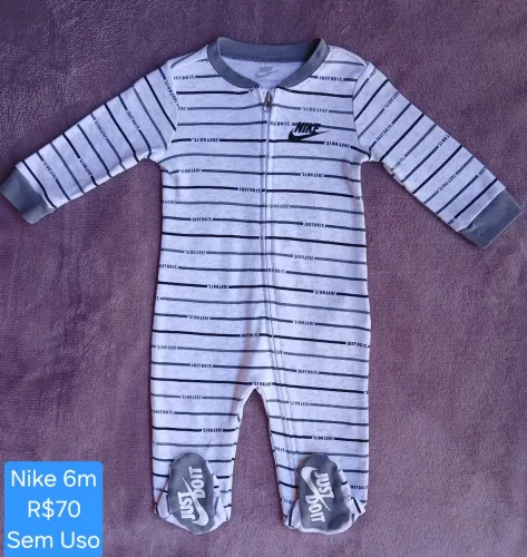 Macacão Nike 6m 