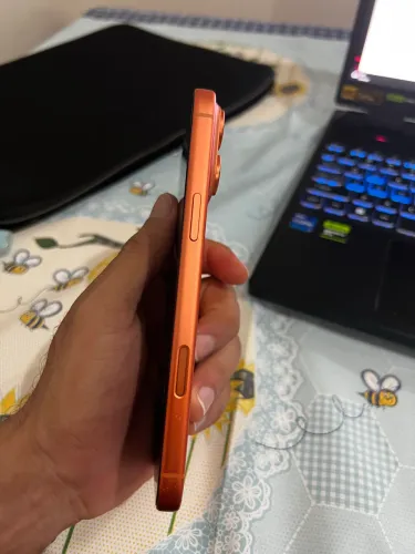 iPhone 17 pro Max laranja - bateria 100% s/ caixa