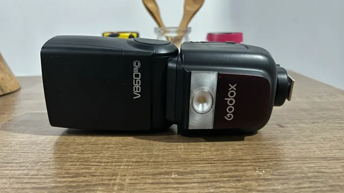 FLASH GODOX V860 III ttl  para CANON 