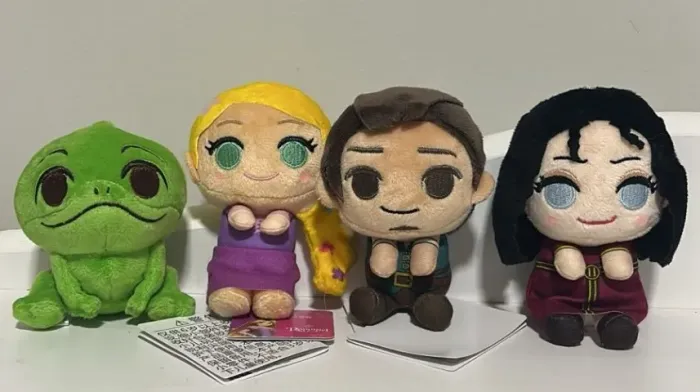 Pelúcias Enrolados: Rapunzel, Flynn, Pascal e Gothel