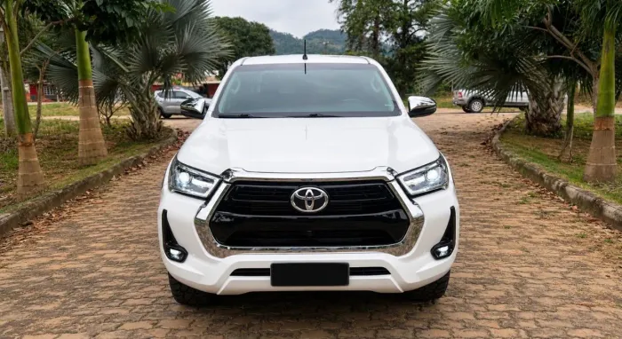 Toyota Hilux CD 4X4 2.8 Diesel Mec. 2024