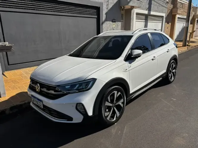 Volkswagen Nivus Highline 1.0 200 TSI Flex AUT 2021