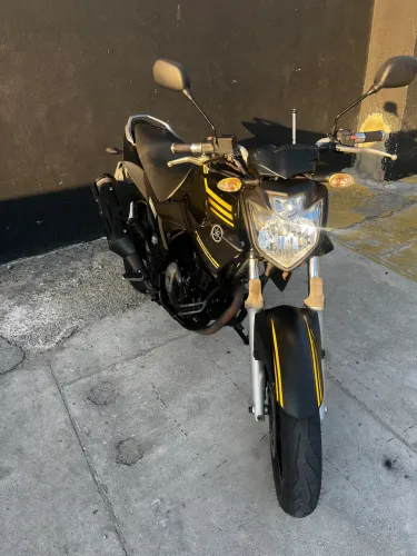 Fazer YS250 Edição Limitada