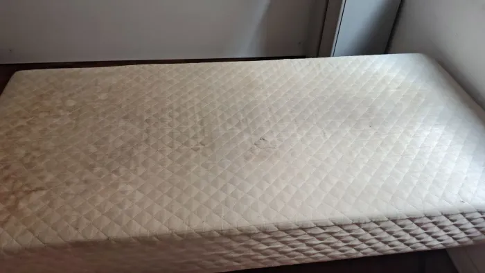 Cama de solteiro