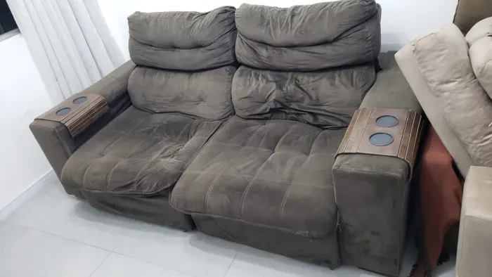 Vendo Sofá retrátil em perfeito estado
