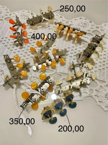 Tarraxas de violão