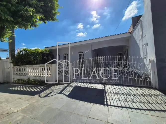 Casa Comercial para Alugar em Marília/SP (Jardim Maria Izabel) 200 m² por R$ 6.000