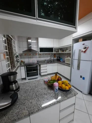Baixouu Open House Vende Casa 3 Quartos - Boa Vista São Gonçalo RJ.