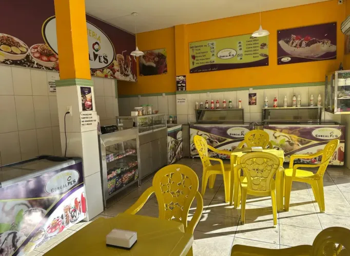 VENDE-SE SORVETERIA 
