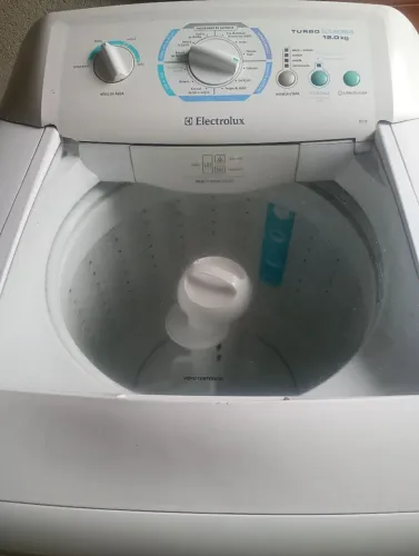 Máquina de lavar Eletrolux 15kg