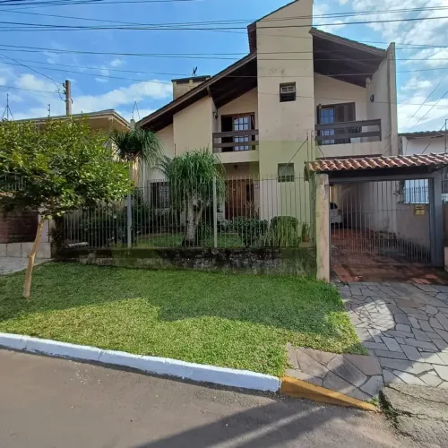 Casa ampla com vista privilegiada e suíte master, próximo ao Condomínio Sun Garden