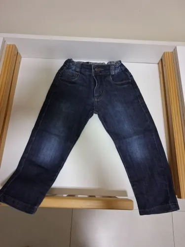 Calça jeans infantil tam 3