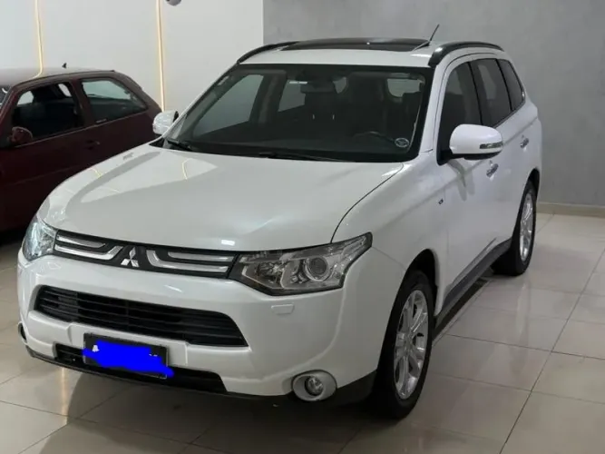 Mitsubishi Outlander 3.0/ GT 3.0 V6 Aut. 2015