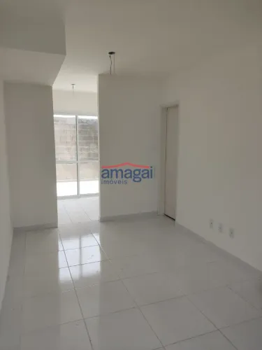Casa de 2 quartos para alugar no Jardim Colônia em Jacareí SP