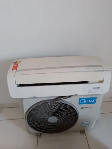 Ar-condicionados com defeito