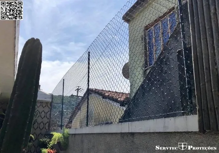 Instalação de Cercamento Perimetral (Alambrado)