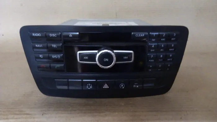 Rádio Mercedes A200 2013