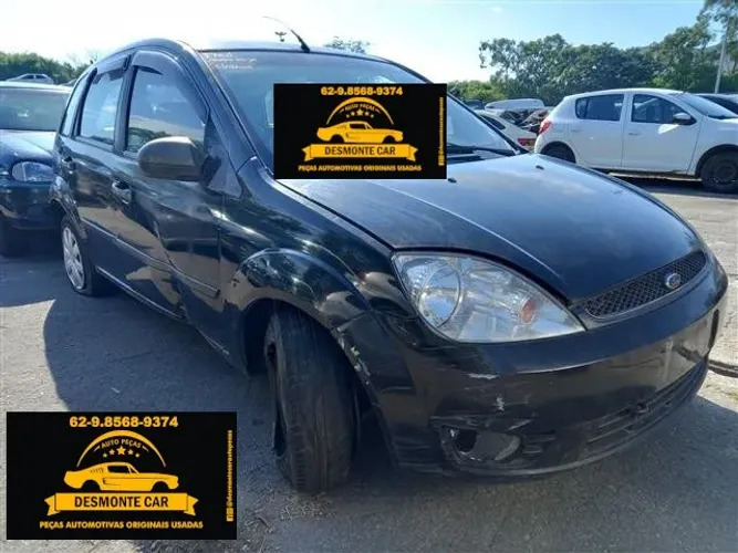 Sucata de Ford Fiesta 2006 p/ Retirada de Peças