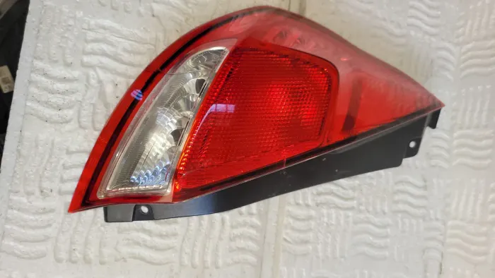 Lanterna traseira new fiesta hatch esquerda
