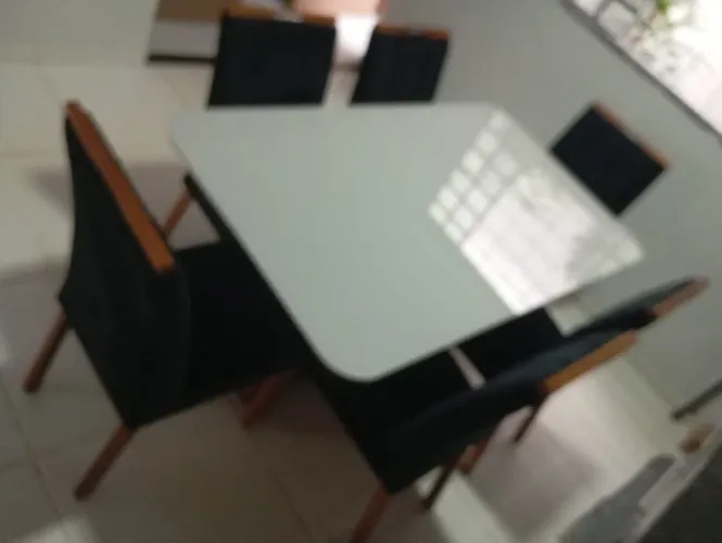 Mesa de jantar com 6 cadeiras tecido veludo preto