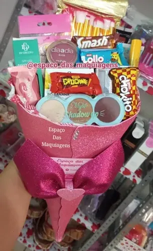 Buquê de Maquiagem Dia dos Namorados a partir de 26,90