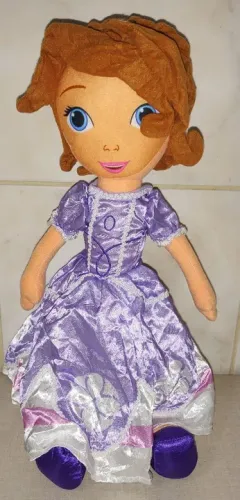 Boneca de Peúcia Princesa Sofia