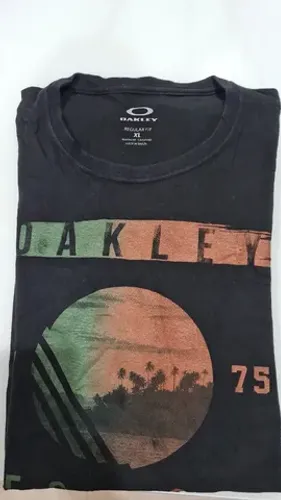 osklen..preta com estampa...original tamanho gg tamanho
