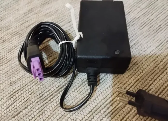 Carregador para impressora Hp usado 