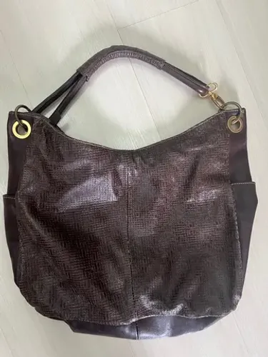 Vendo bolsa de couro legítimo !