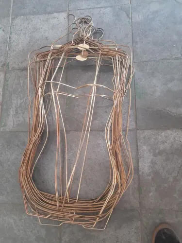 Vendo araras de parede e cabides tem desconto no pix